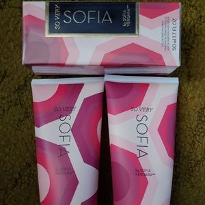 So Very Sofia 3 piece set by Avon
